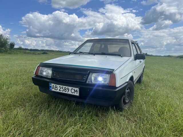 Білий ВАЗ 2109, об'ємом двигуна 1.3 л та пробігом 250 тис. км за 787 $, фото 1 на Automoto.ua