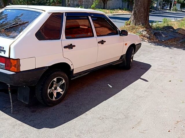 Белый ВАЗ 2109, объемом двигателя 1.5 л и пробегом 0 тыс. км за 1010 $, фото 1 на Automoto.ua