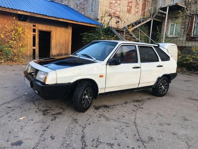 Белый ВАЗ 2109, объемом двигателя 0 л и пробегом 100 тыс. км за 778 $, фото 1 на Automoto.ua