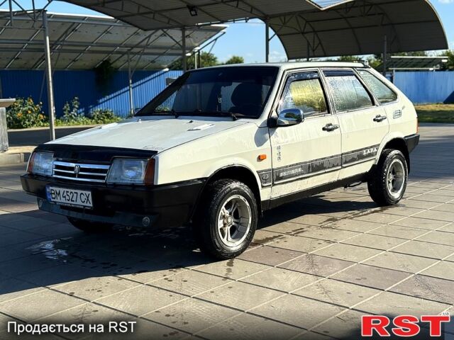 Белый ВАЗ 2109, объемом двигателя 1.5 л и пробегом 100 тыс. км за 1250 $, фото 1 на Automoto.ua