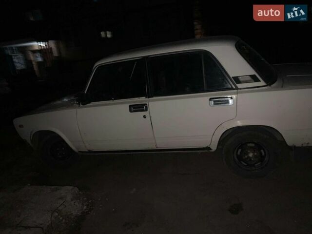 Белый ВАЗ 2109, объемом двигателя 1.3 л и пробегом 300 тыс. км за 500 $, фото 1 на Automoto.ua