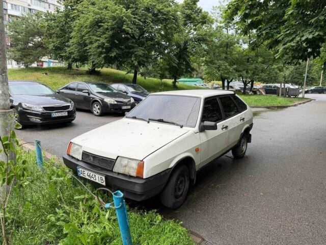 Белый ВАЗ 2109, объемом двигателя 1.5 л и пробегом 77 тыс. км за 336 $, фото 1 на Automoto.ua