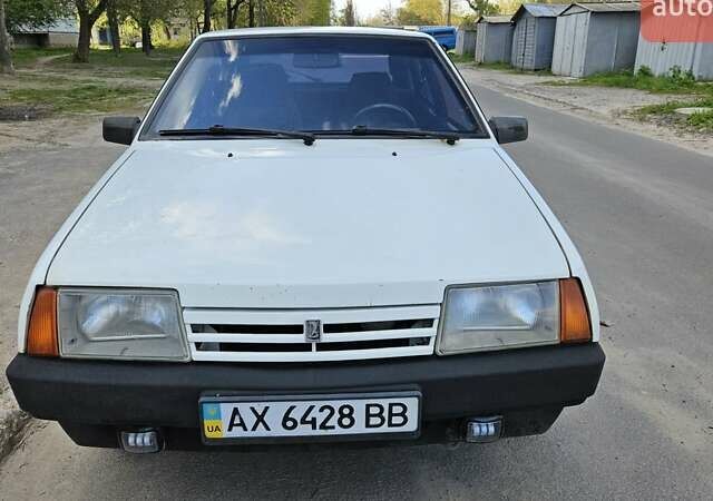 Белый ВАЗ 2109, объемом двигателя 1.5 л и пробегом 156 тыс. км за 1200 $, фото 1 на Automoto.ua