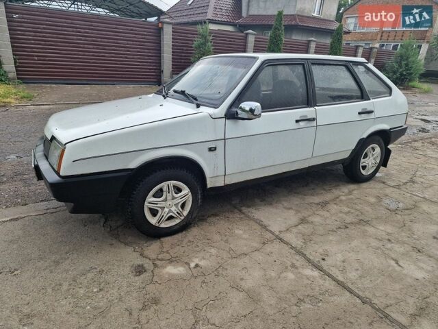 Белый ВАЗ 2109, объемом двигателя 1.5 л и пробегом 200 тыс. км за 799 $, фото 1 на Automoto.ua
