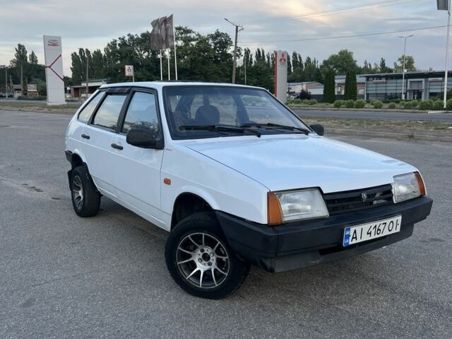 Белый ВАЗ 2109, объемом двигателя 1.5 л и пробегом 100 тыс. км за 1299 $, фото 1 на Automoto.ua