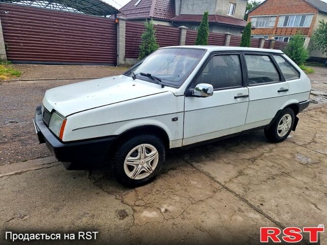 Белый ВАЗ 2109, объемом двигателя 1.5 л и пробегом 180 тыс. км за 799 $, фото 1 на Automoto.ua
