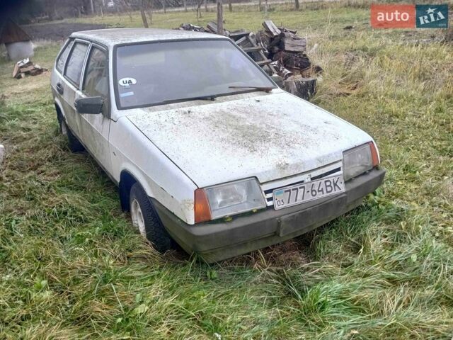 Белый ВАЗ 2109, объемом двигателя 0 л и пробегом 200 тыс. км за 445 $, фото 1 на Automoto.ua