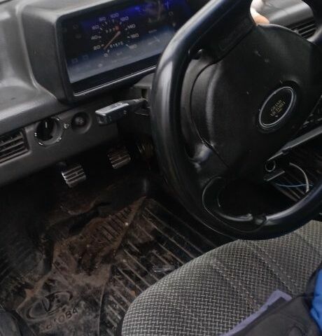 Белый ВАЗ 2109, объемом двигателя 0 л и пробегом 150 тыс. км за 750 $, фото 1 на Automoto.ua