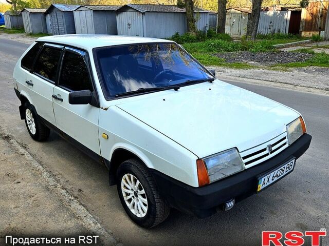 Белый ВАЗ 2109, объемом двигателя 1.5 л и пробегом 156 тыс. км за 1200 $, фото 1 на Automoto.ua