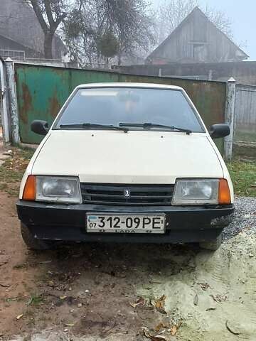 Білий ВАЗ 2109, об'ємом двигуна 0 л та пробігом 350 тис. км за 800 $, фото 1 на Automoto.ua
