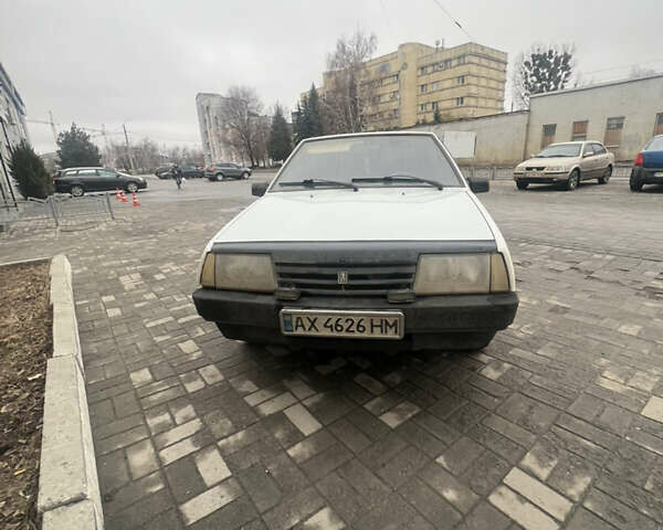 Білий ВАЗ 2109, об'ємом двигуна 1.5 л та пробігом 270 тис. км за 1450 $, фото 1 на Automoto.ua