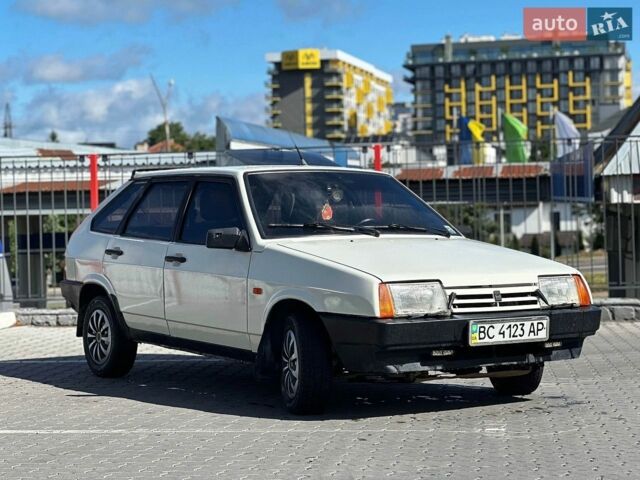 Белый ВАЗ 2109, объемом двигателя 1.5 л и пробегом 100 тыс. км за 1599 $, фото 1 на Automoto.ua