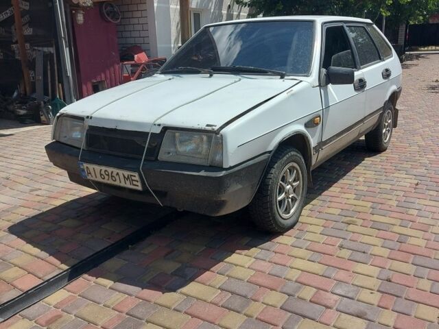Белый ВАЗ 2109, объемом двигателя 0 л и пробегом 100 тыс. км за 650 $, фото 1 на Automoto.ua