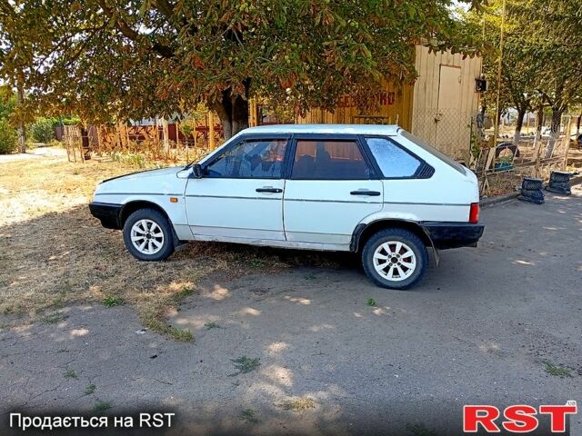 Белый ВАЗ 2109, объемом двигателя 1.5 л и пробегом 290 тыс. км за 500 $, фото 1 на Automoto.ua