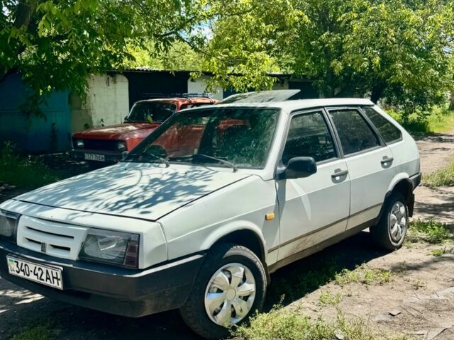 Белый ВАЗ 2109, объемом двигателя 1.3 л и пробегом 235 тыс. км за 1450 $, фото 1 на Automoto.ua