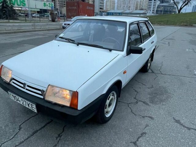 Білий ВАЗ 2109, об'ємом двигуна 1.5 л та пробігом 21 тис. км за 3000 $, фото 1 на Automoto.ua