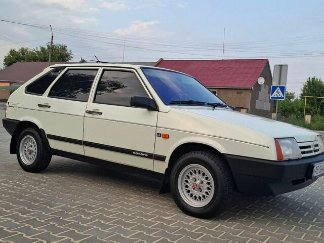 Білий ВАЗ 2109, об'ємом двигуна 1.48 л та пробігом 95 тис. км за 3200 $, фото 1 на Automoto.ua