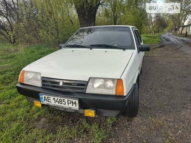 Белый ВАЗ 2109, объемом двигателя 0 л и пробегом 100 тыс. км за 1600 $, фото 1 на Automoto.ua