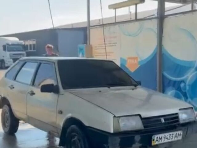 Белый ВАЗ 2109, объемом двигателя 1.3 л и пробегом 2 тыс. км за 700 $, фото 1 на Automoto.ua