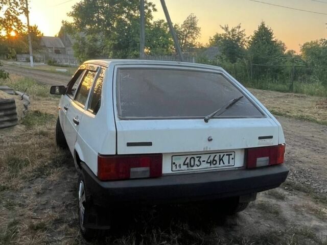 Белый ВАЗ 2109, объемом двигателя 0 л и пробегом 200 тыс. км за 803 $, фото 1 на Automoto.ua