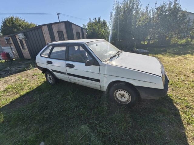 Білий ВАЗ 2109, об'ємом двигуна 1.5 л та пробігом 200 тис. км за 475 $, фото 1 на Automoto.ua