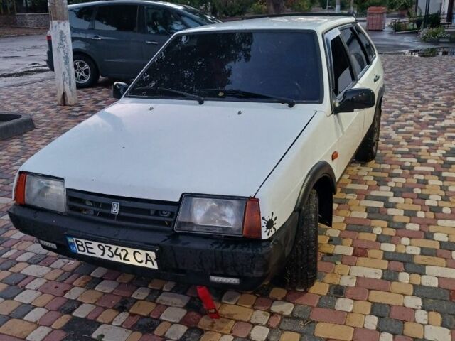 Белый ВАЗ 2109, объемом двигателя 1.5 л и пробегом 347 тыс. км за 1498 $, фото 1 на Automoto.ua
