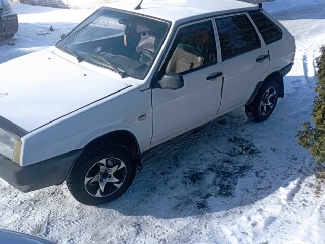 Білий ВАЗ 2109, об'ємом двигуна 1.5 л та пробігом 35 тис. км за 1183 $, фото 1 на Automoto.ua