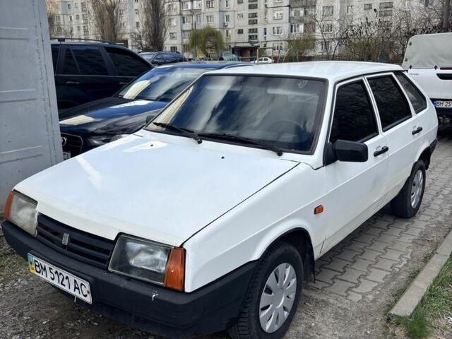 Белый ВАЗ 2109, объемом двигателя 1.5 л и пробегом 369 тыс. км за 900 $, фото 1 на Automoto.ua