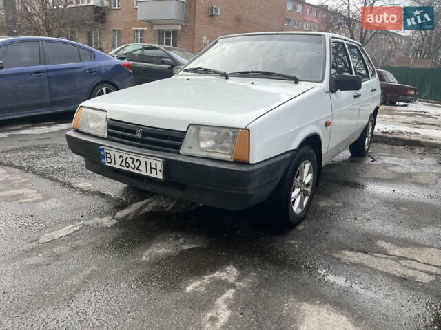 Білий ВАЗ 2109, об'ємом двигуна 1.5 л та пробігом 300 тис. км за 1500 $, фото 1 на Automoto.ua