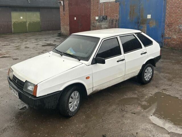 Белый ВАЗ 2109, объемом двигателя 0 л и пробегом 286 тыс. км за 1150 $, фото 1 на Automoto.ua