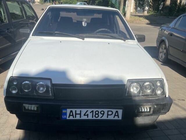 Белый ВАЗ 2109, объемом двигателя 1.5 л и пробегом 3 тыс. км за 872 $, фото 1 на Automoto.ua