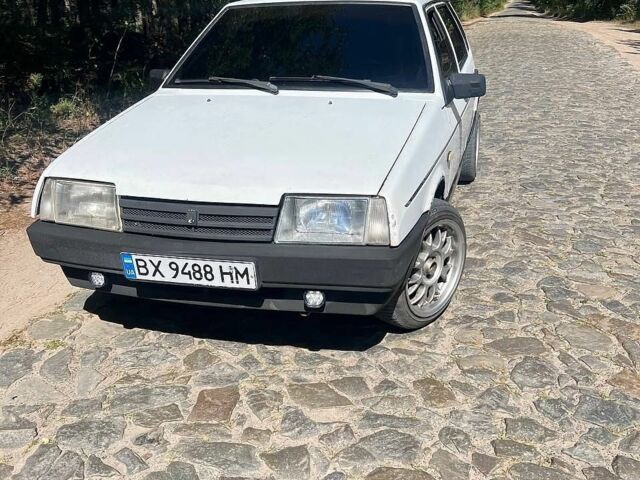 Білий ВАЗ 2109, об'ємом двигуна 1.5 л та пробігом 200 тис. км за 1000 $, фото 1 на Automoto.ua