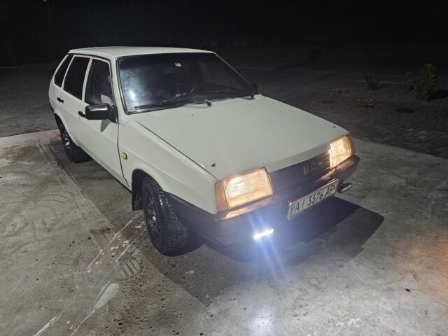 Білий ВАЗ 2109, об'ємом двигуна 1.5 л та пробігом 300 тис. км за 786 $, фото 1 на Automoto.ua