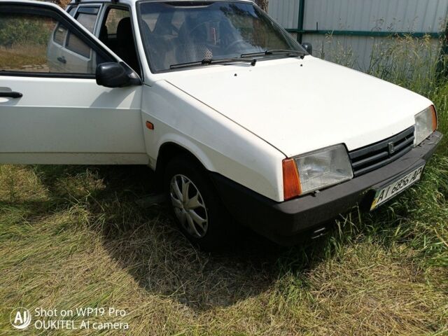 Белый ВАЗ 2109, объемом двигателя 1.5 л и пробегом 235 тыс. км за 1519 $, фото 1 на Automoto.ua