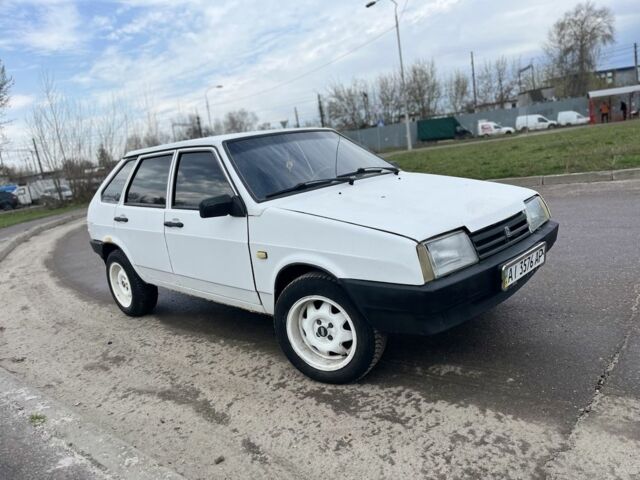 Белый ВАЗ 2109, объемом двигателя 1.5 л и пробегом 190 тыс. км за 850 $, фото 1 на Automoto.ua