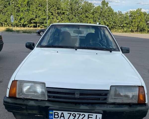 Білий ВАЗ 2109, об'ємом двигуна 1.5 л та пробігом 250 тис. км за 1500 $, фото 1 на Automoto.ua