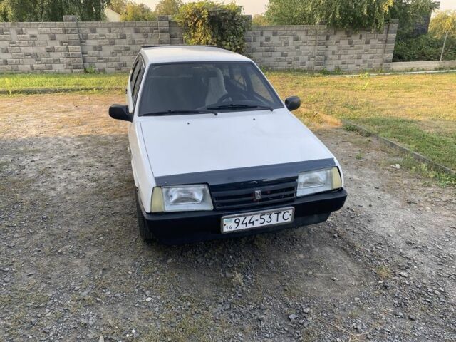 Білий ВАЗ 2109, об'ємом двигуна 1.6 л та пробігом 500 тис. км за 500 $, фото 1 на Automoto.ua