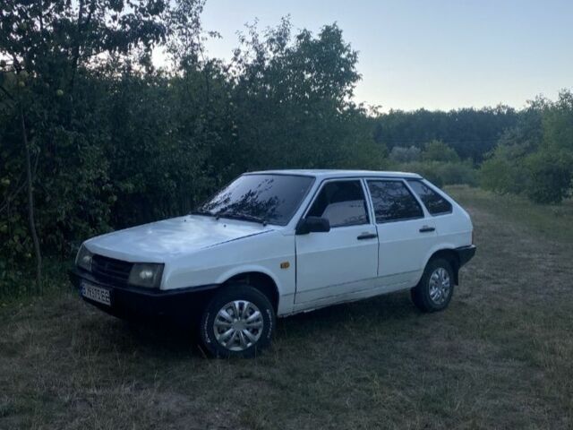 Белый ВАЗ 2109, объемом двигателя 0 л и пробегом 2 тыс. км за 954 $, фото 1 на Automoto.ua