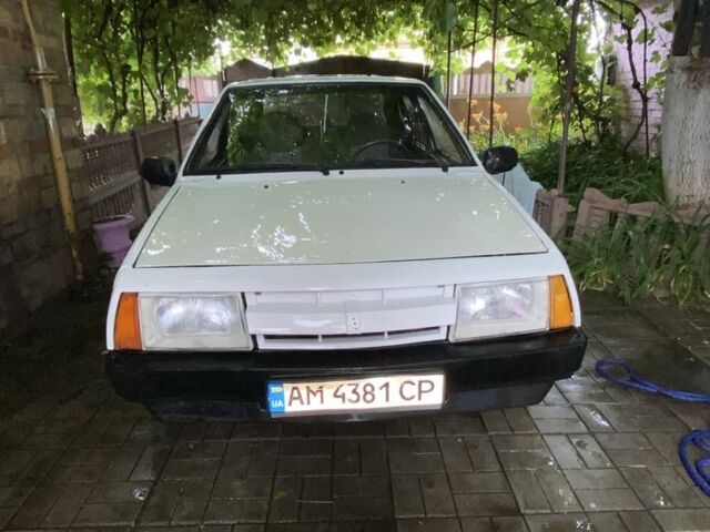 Белый ВАЗ 2109, объемом двигателя 0 л и пробегом 70 тыс. км за 800 $, фото 1 на Automoto.ua