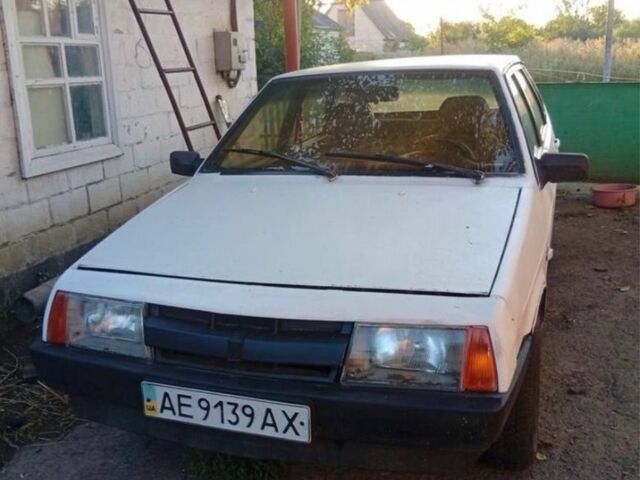 Білий ВАЗ 2109, об'ємом двигуна 1.3 л та пробігом 111 тис. км за 394 $, фото 1 на Automoto.ua
