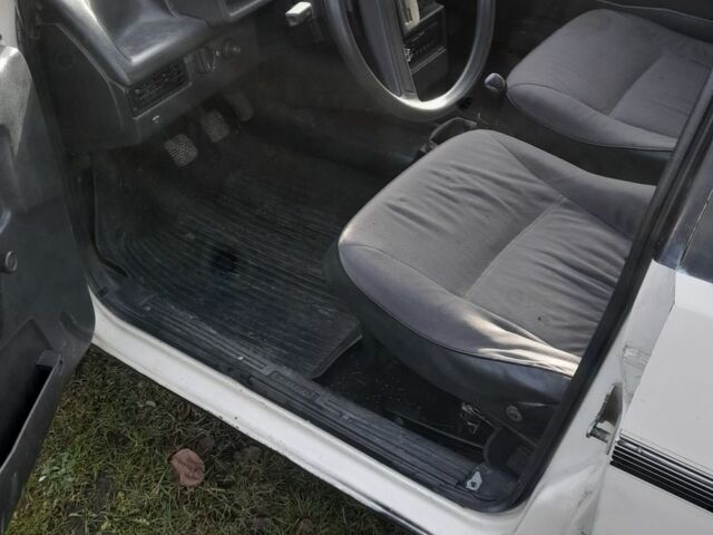 Белый ВАЗ 2109, объемом двигателя 0 л и пробегом 77 тыс. км за 1000 $, фото 1 на Automoto.ua