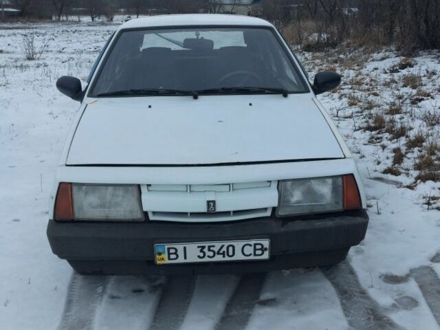 Белый ВАЗ 2109, объемом двигателя 1.3 л и пробегом 333 тыс. км за 450 $, фото 1 на Automoto.ua