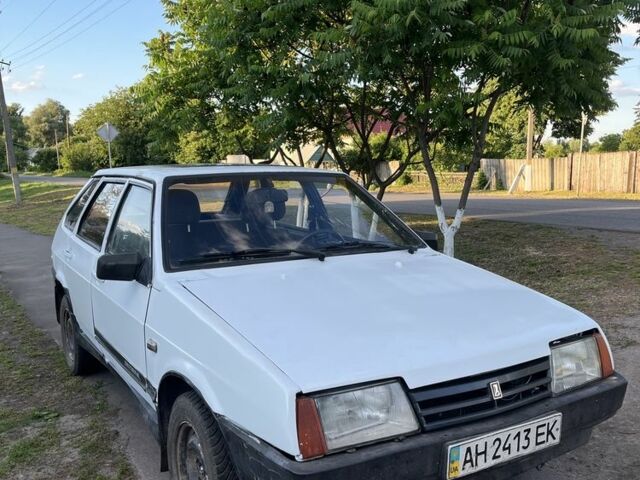 Белый ВАЗ 2109, объемом двигателя 0 л и пробегом 160 тыс. км за 626 $, фото 1 на Automoto.ua