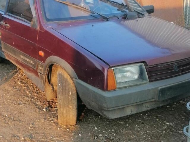 Белый ВАЗ 2109, объемом двигателя 0 л и пробегом 1000 тыс. км за 1351 $, фото 1 на Automoto.ua
