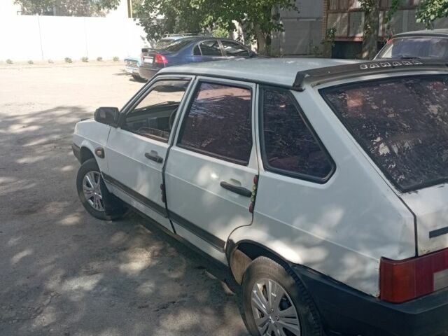 Білий ВАЗ 2109, об'ємом двигуна 2 л та пробігом 111 тис. км за 800 $, фото 1 на Automoto.ua