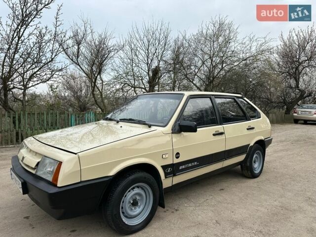 Бежевый ВАЗ 2109, объемом двигателя 1.5 л и пробегом 149 тыс. км за 1500 $, фото 1 на Automoto.ua