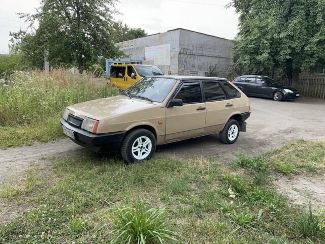 Бежевый ВАЗ 2109, объемом двигателя 0 л и пробегом 130 тыс. км за 684 $, фото 1 на Automoto.ua