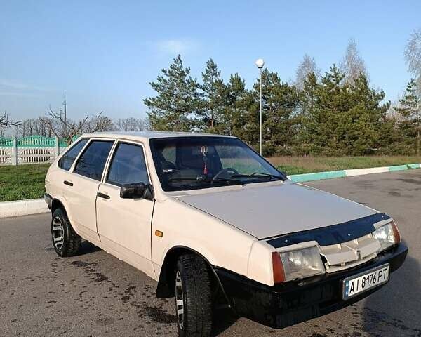 Бежевый ВАЗ 2109, объемом двигателя 1.3 л и пробегом 93 тыс. км за 1200 $, фото 1 на Automoto.ua