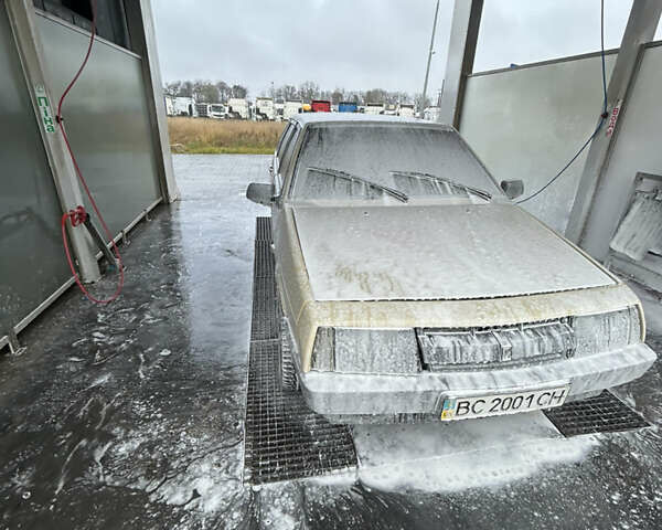 Бежевий ВАЗ 2109, об'ємом двигуна 1.3 л та пробігом 390 тис. км за 1050 $, фото 1 на Automoto.ua