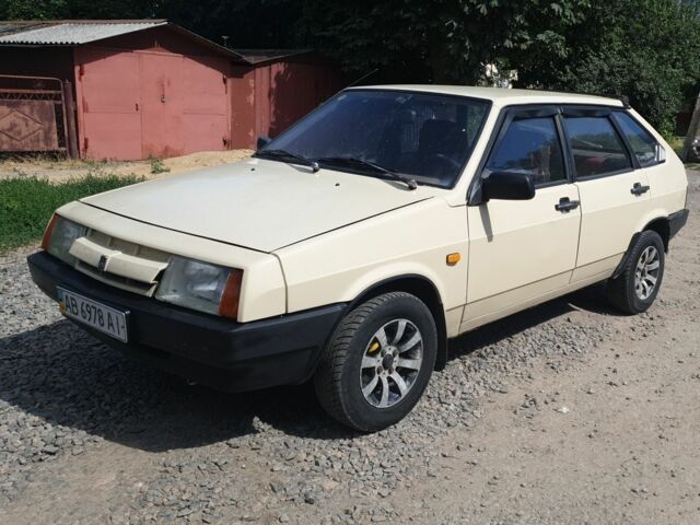 Бежевый ВАЗ 2109, объемом двигателя 1.3 л и пробегом 150 тыс. км за 39000 $, фото 1 на Automoto.ua